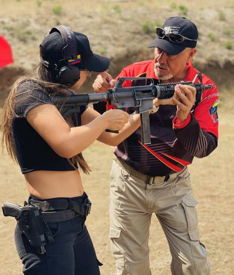 Práctica con carabina en el polígono